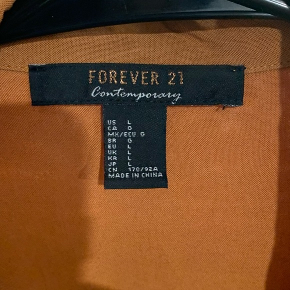 Brown button down - Picture 2 of 4